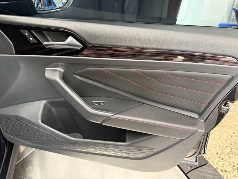 2024 Volkswagen Jetta GLI Autobahn