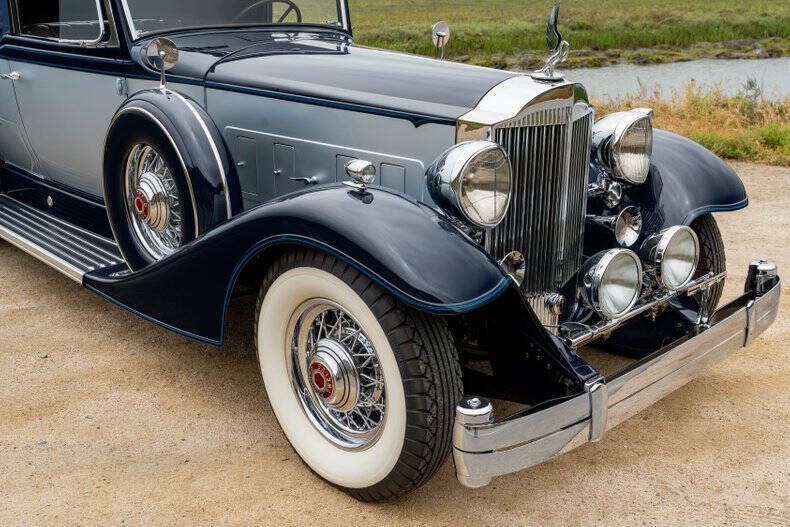 1933 Packard Twelve