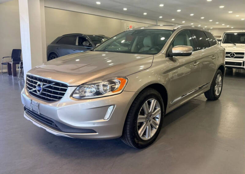 2016 Volvo XC60 T6 Drive-E