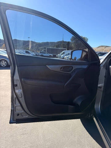 2017 Nissan Rogue Sport S