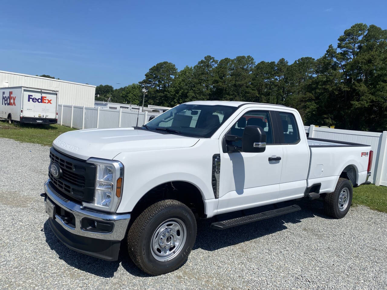 2025 Ford F-250 Super Duty XL 4x4 4dr SuperCab 8 ft. LB Pickup 