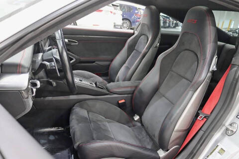 2018 Porsche 911 Carrera GTS