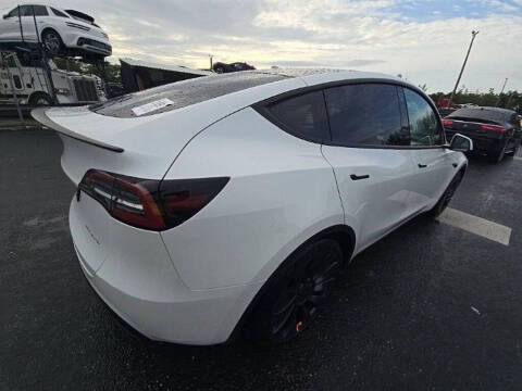2023 Tesla Model Y Performance