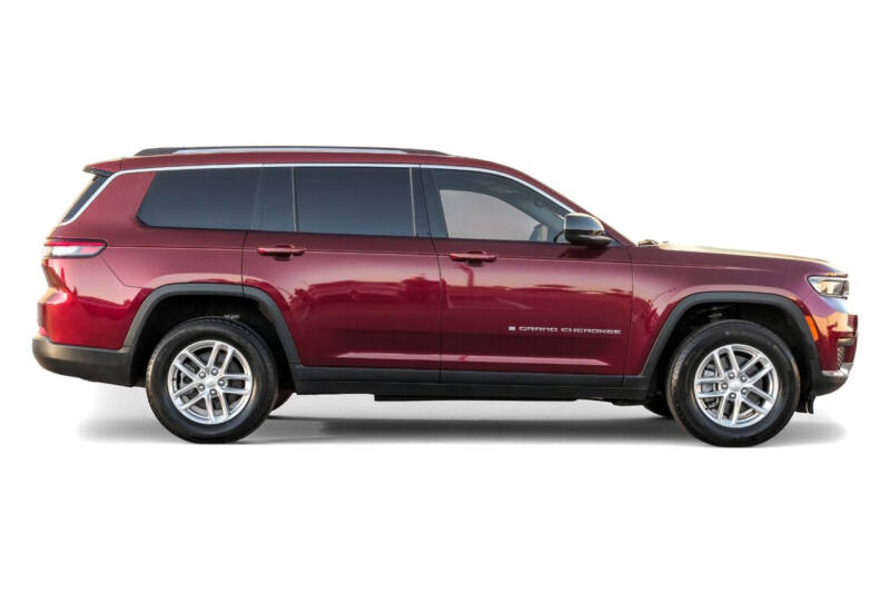 2023 Jeep Grand Cherokee L Laredo