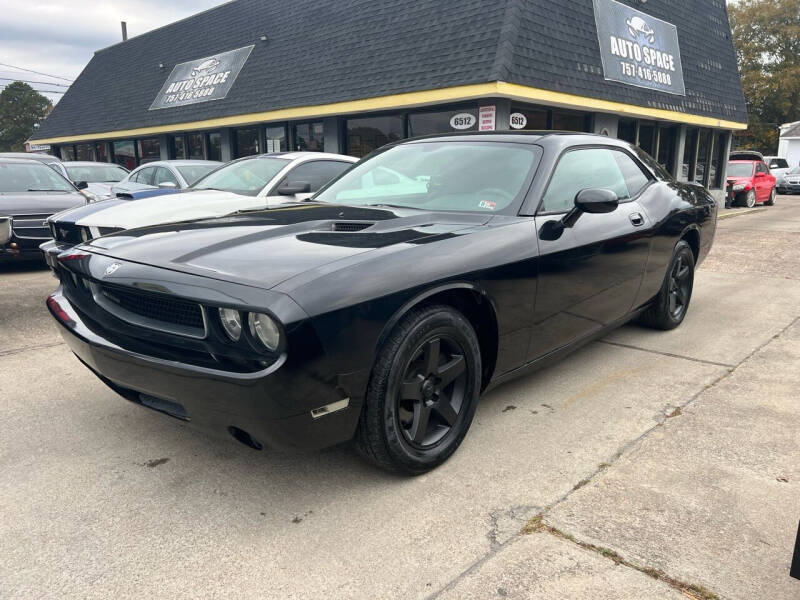 2009 Dodge Challenger for sale at Auto Space LLC in Norfolk VA