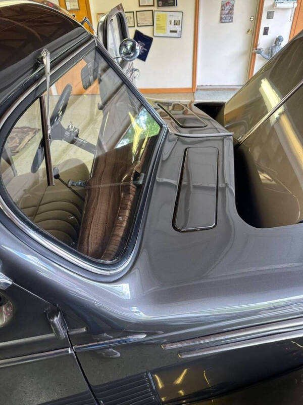 1937 Chrysler Airflow