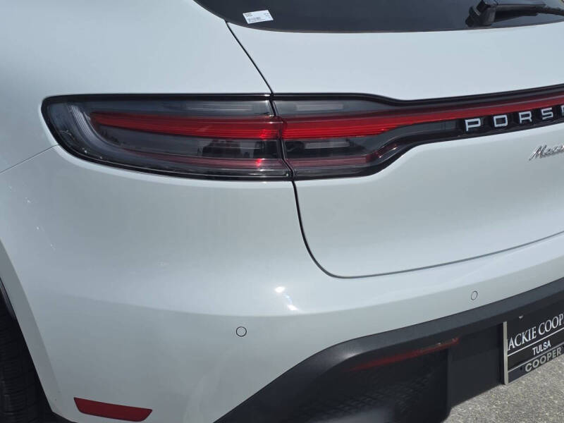 2025 Porsche Macan