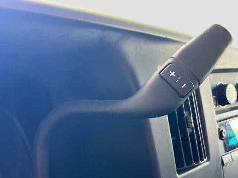 2022 Chevrolet Express LS 2500