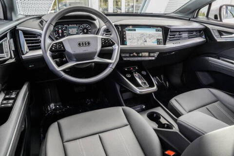 2024 Audi Q4 e-tron quattro Premium Plus 55