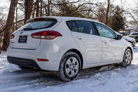 2017 Kia Forte5 LX