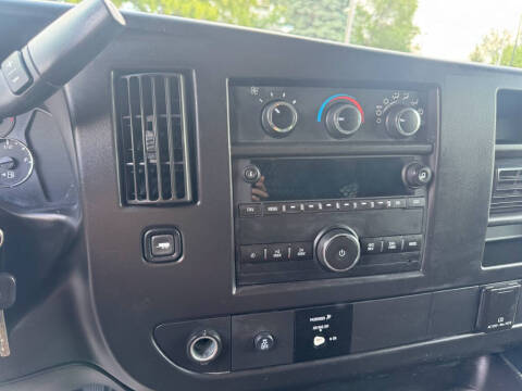 2018 GMC Savana 2500
