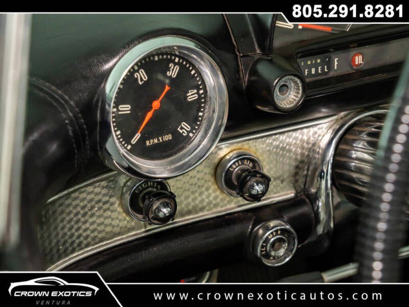 1955 Ford Thunderbird