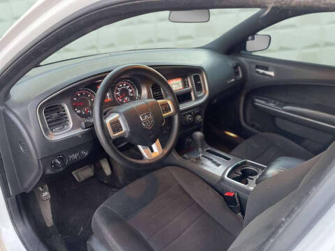 2013 Dodge Charger SE