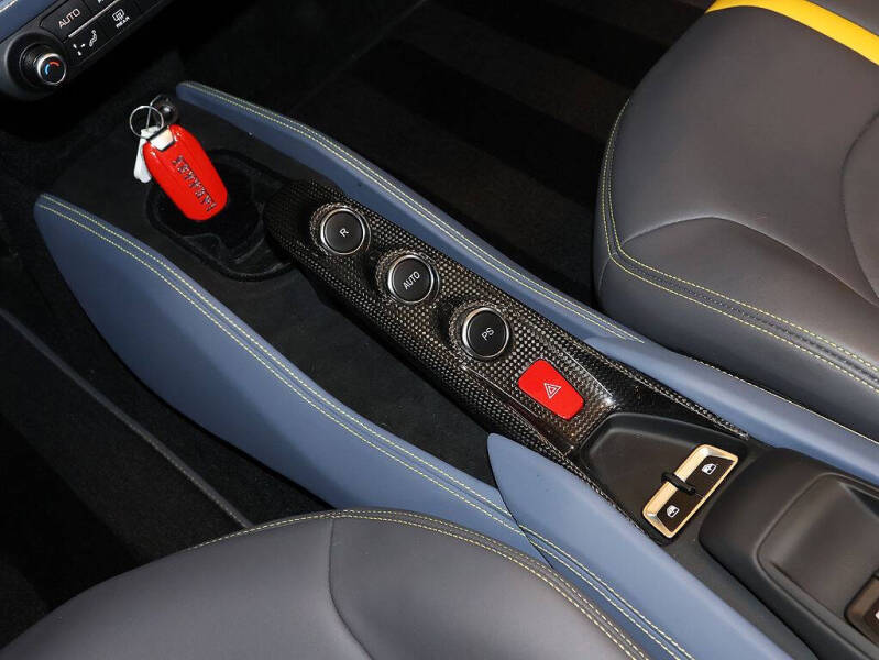 2021 Ferrari F8 Spider