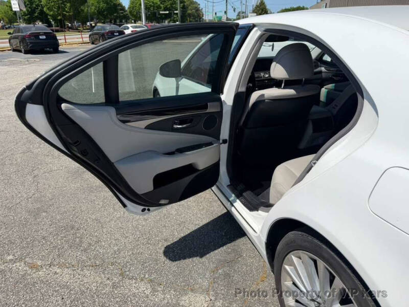2013 Lexus LS 460
