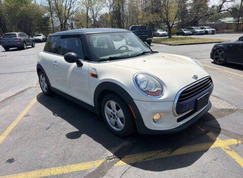2017 MINI Hardtop 2 Door Cooper