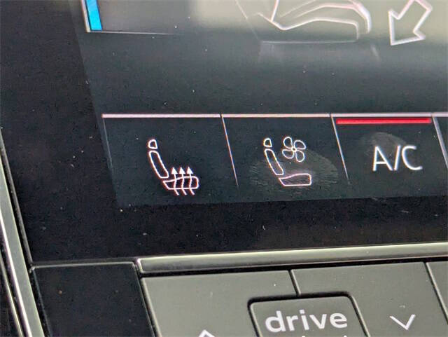 2024 Audi Q8 quattro Premium Plus 55 TFSI