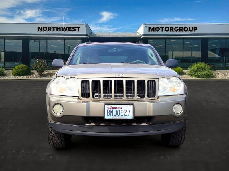 2005 Jeep Grand Cherokee Laredo