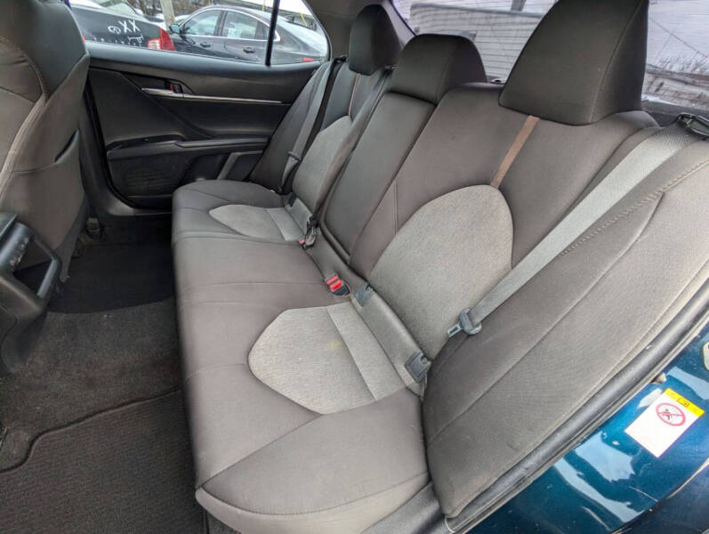 2018 Toyota Camry LE