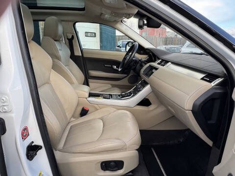 2017 Land Rover Range Rover Evoque SE