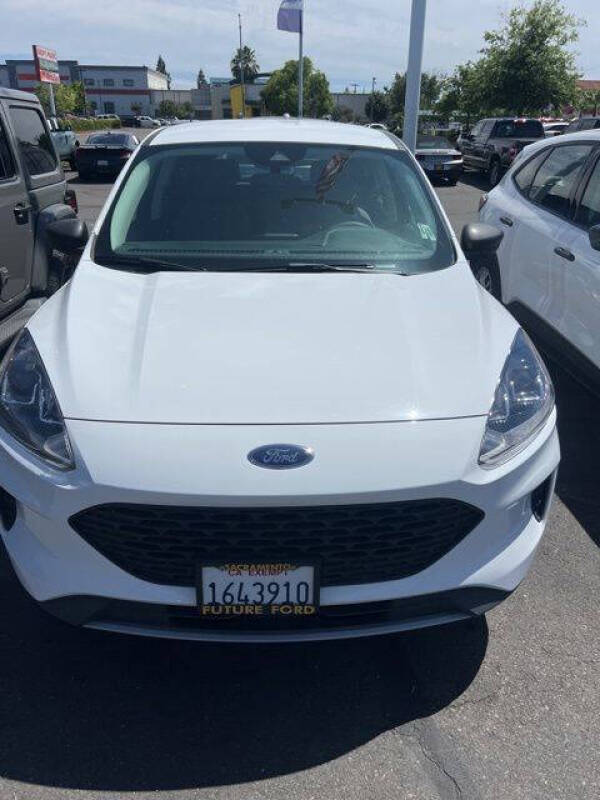 2022 Ford Escape S