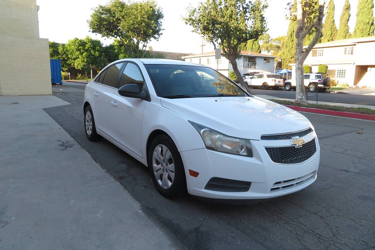 2012 Chevrolet Cruze for sale at The Car Vendor LLC in Bellflower, CA