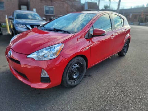 2013 Toyota Prius c Three