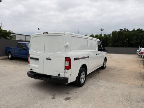 2018 Nissan NV 1500 SV