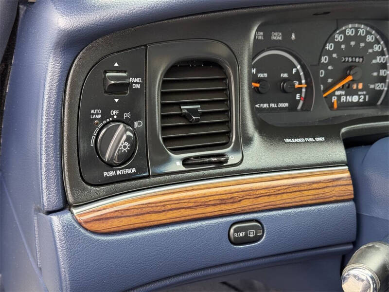 1996 Ford Crown Victoria LX