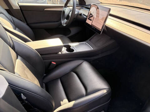 2025 Tesla Model Y Long Range