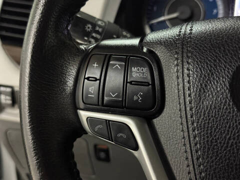 2020 Toyota Sienna XLE Premium 8-Passenger