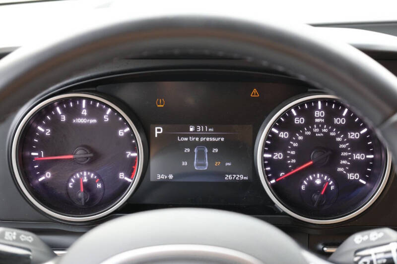 2022 Kia Carnival LX