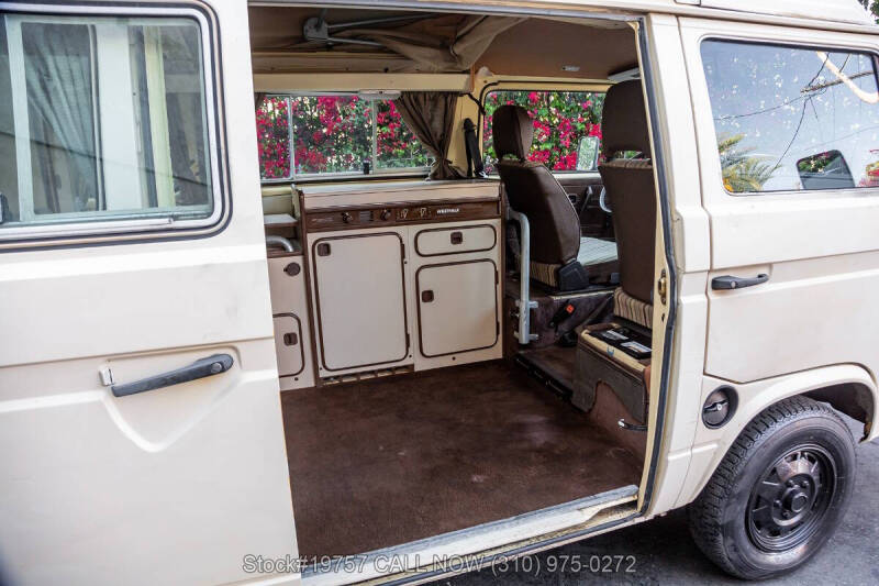 1982 Volkswagen Vanagon Camper