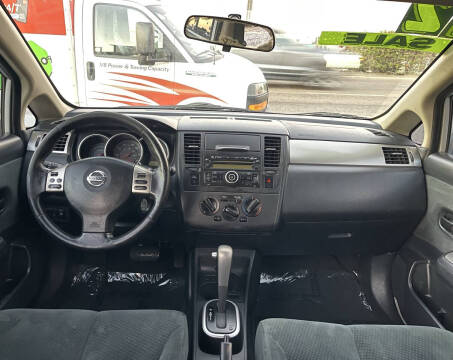 2012 Nissan Versa 1.8 S