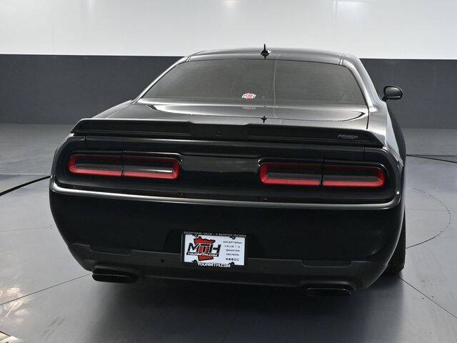 2016 Dodge Challenger SRT Hellcat