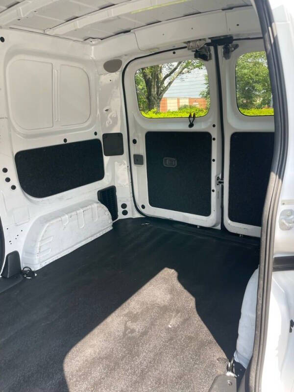 2014 Nissan NV200 SV