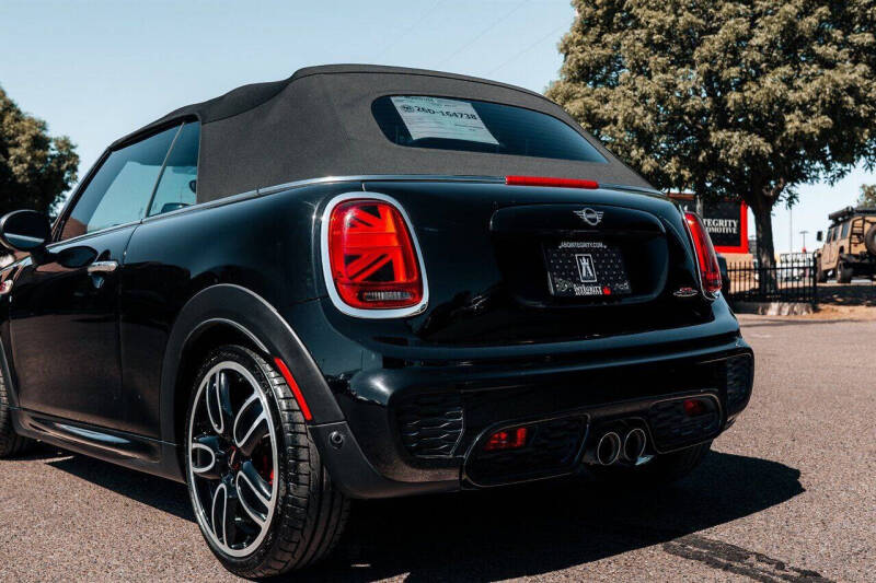 2019 MINI Convertible John Cooper Works