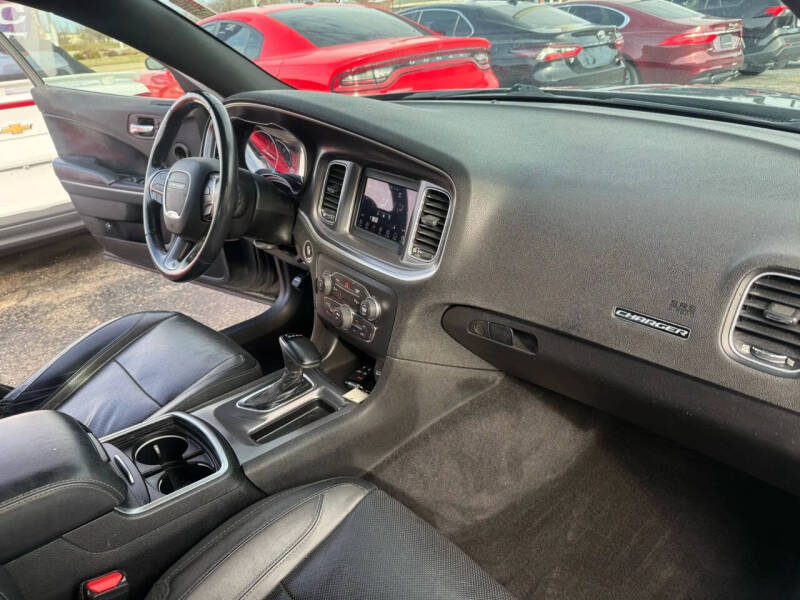 2019 Dodge Charger SXT