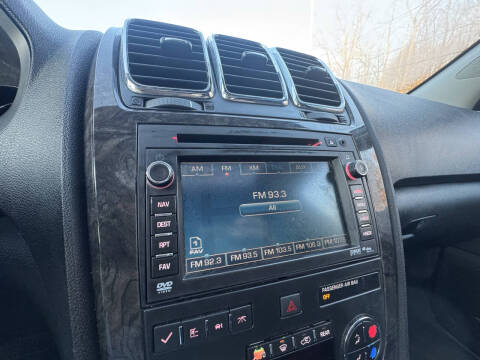 2011 GMC Acadia Denali