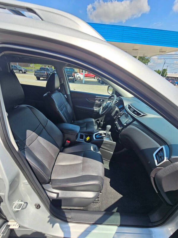 2016 Nissan Rogue SL