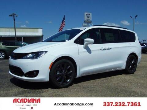2020 Chrysler Pacifica for sale at ACADIANA DODGE CHRYSLER JEEP in Lafayette LA
