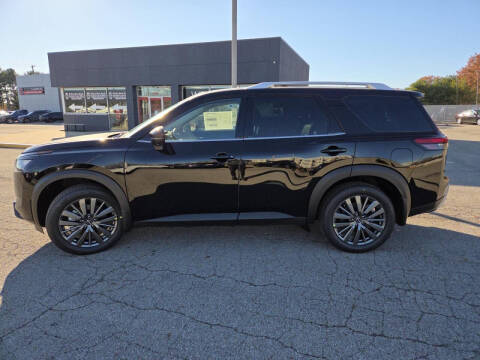 2025 Nissan Pathfinder SL