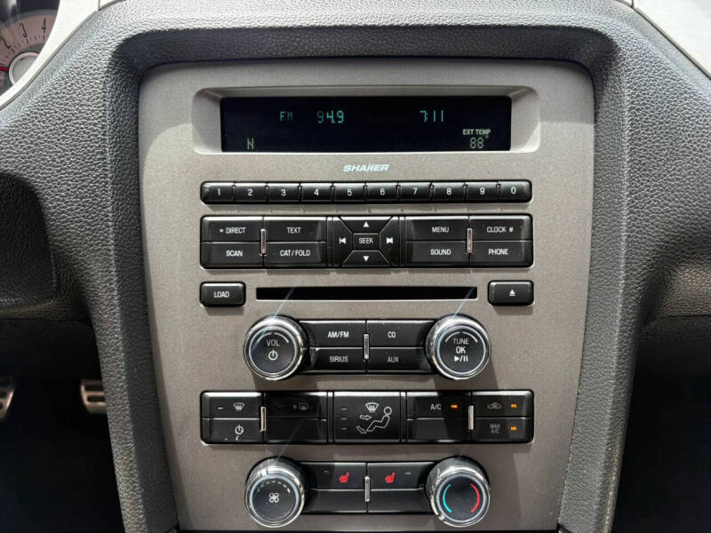 2012 Ford Mustang GT Premium