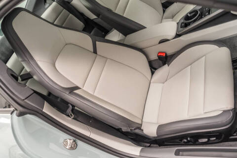 2025 Porsche 911 Carrera