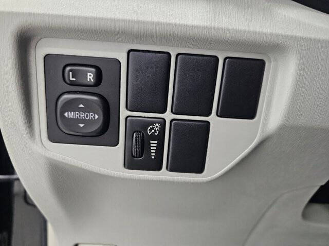 2012 Toyota Prius One