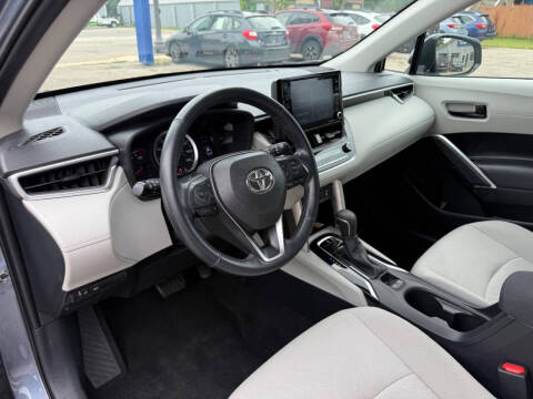 2022 Toyota Corolla Cross LE