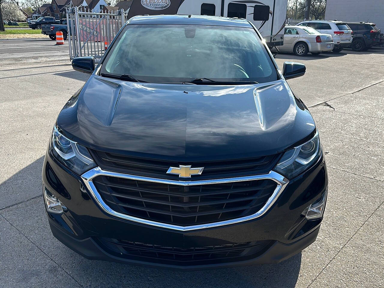 2018 Chevrolet Equinox for sale at VIP Motor Sales in Hazel Park, MI