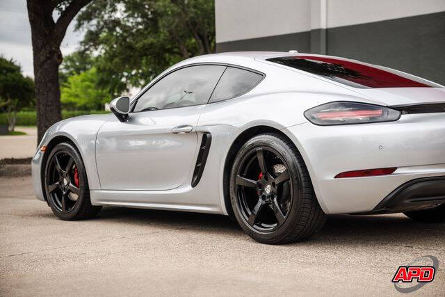 2017 Porsche 718 Cayman