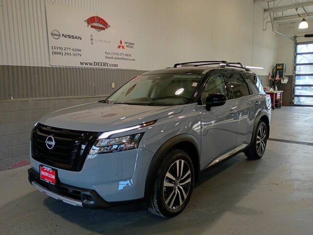2025 Nissan Pathfinder Platinum