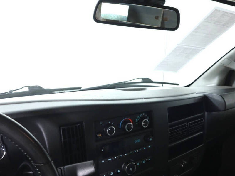 2021 Chevrolet Express 2500